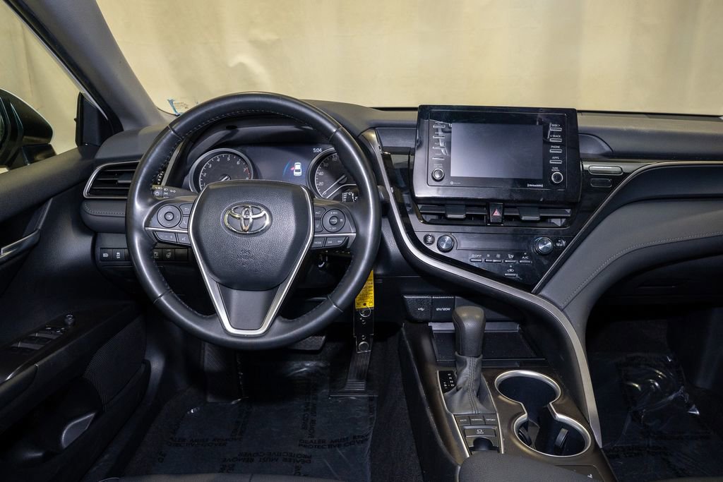 Used 2024 Toyota Camry LE image 2