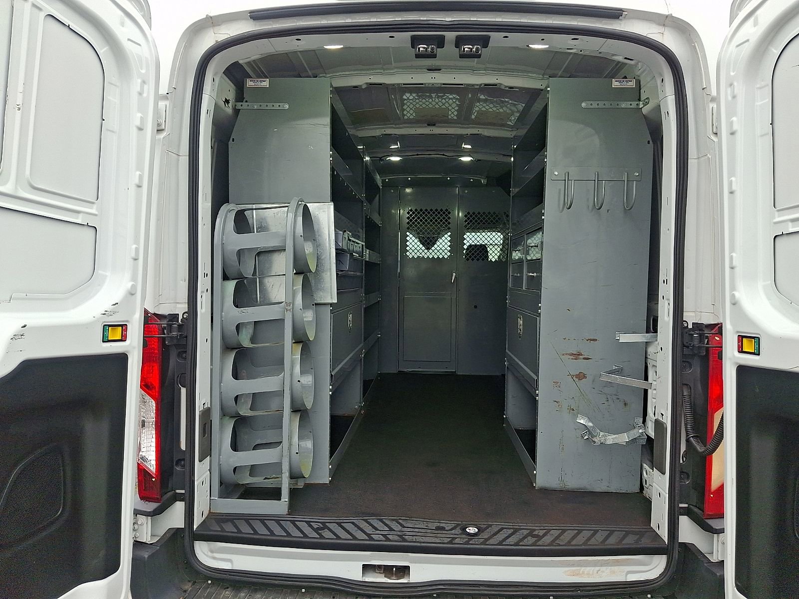 Used 2020 Ford Transit 250 Medium Roof image 28