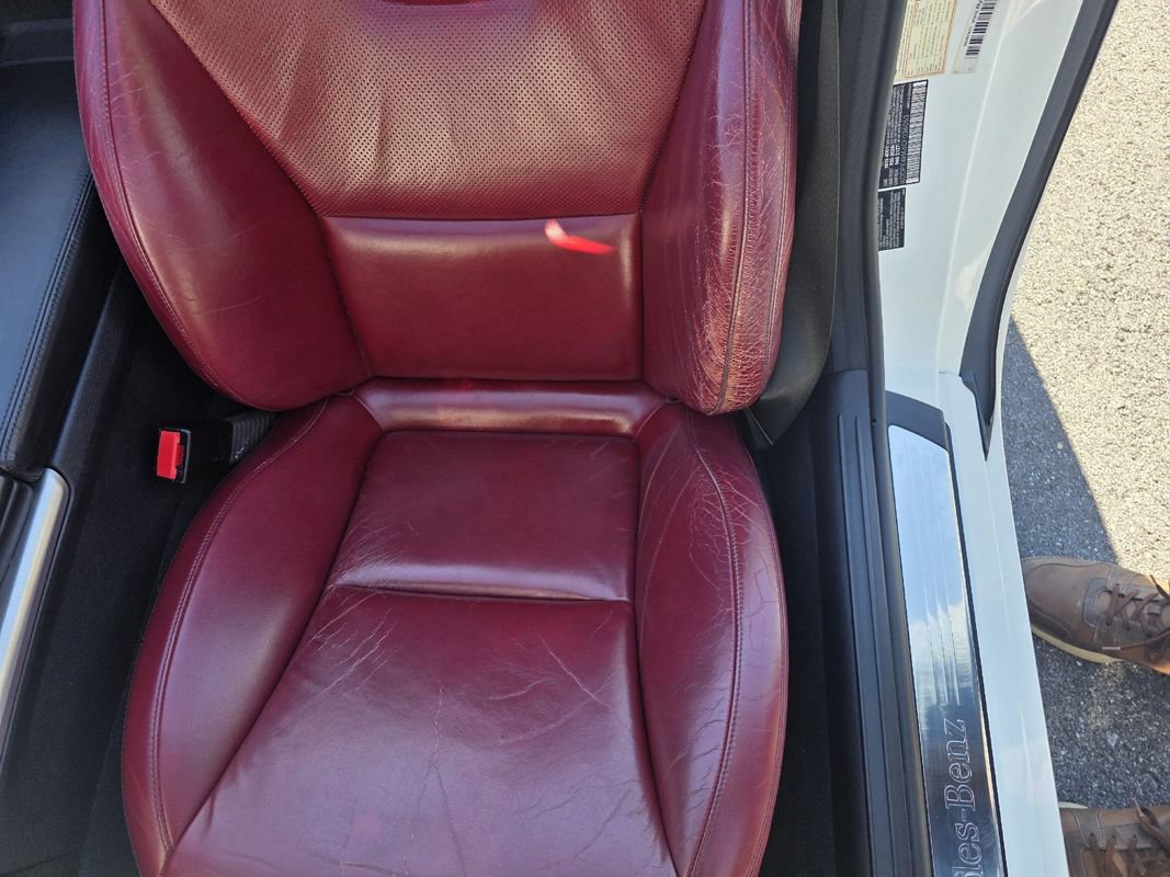 Used 2012 Mercedes-Benz SLK 250 image 11