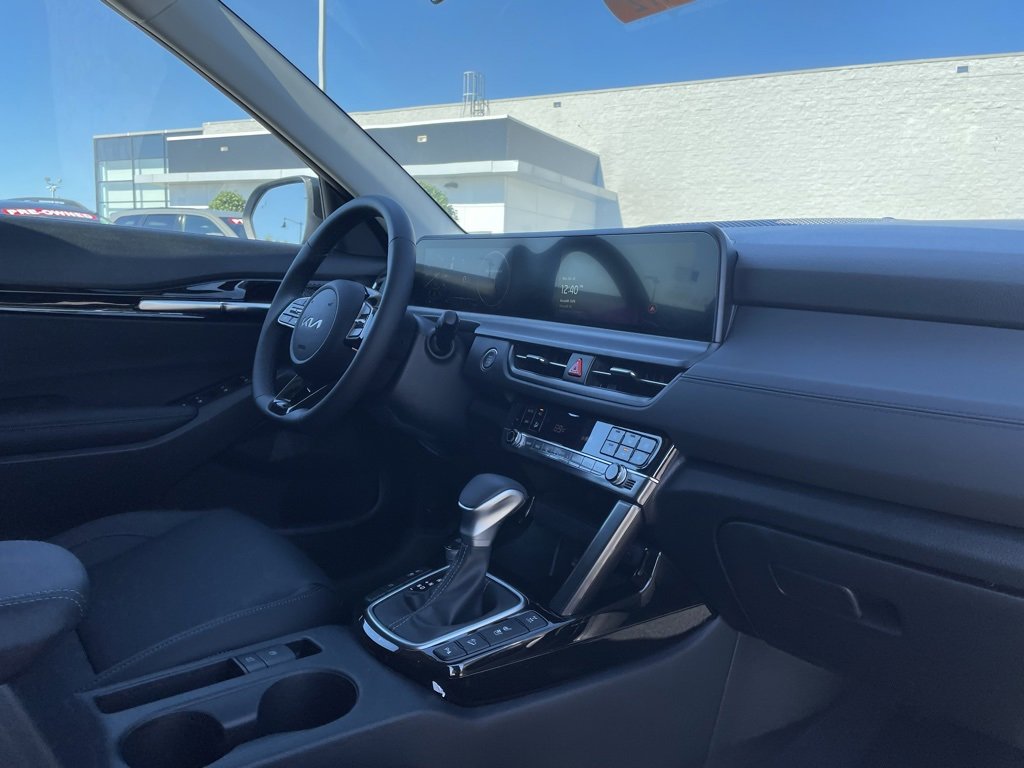 New 2026 Kia Seltos SX w/ SX Sunroof Package image 30