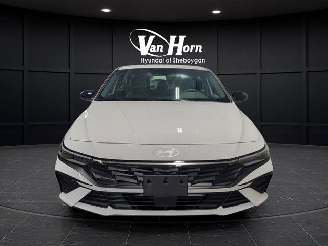 New 2026 Hyundai Elantra SEL Sport Premium w/ Cargo Package FWD image 11