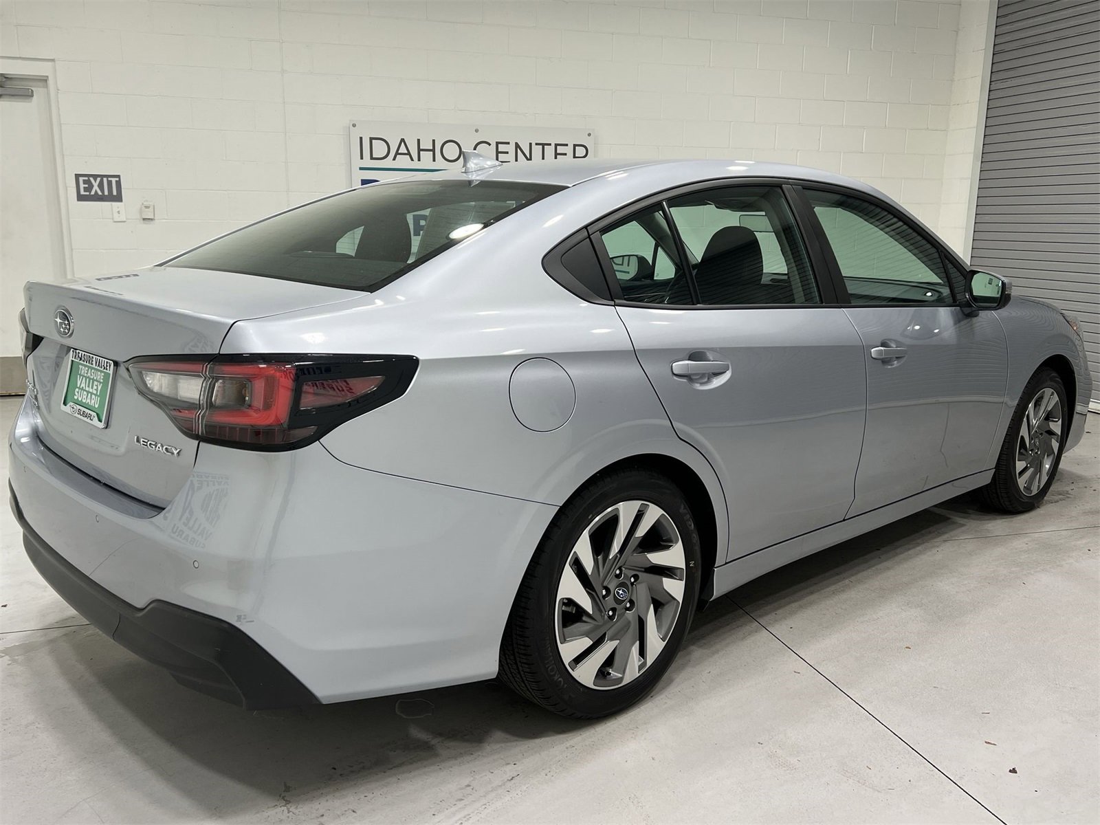 Certified 2025 Subaru Legacy Limited image 8