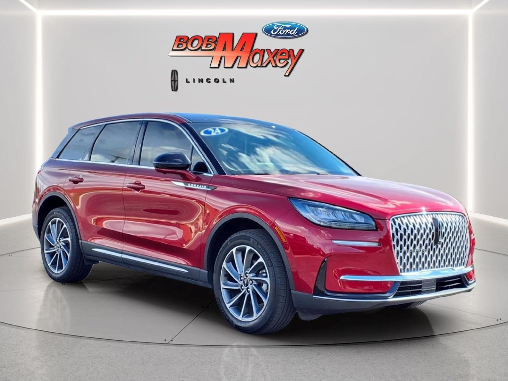 Used 2024 Lincoln Corsair AWD w/ Equipment Group 101A image 3