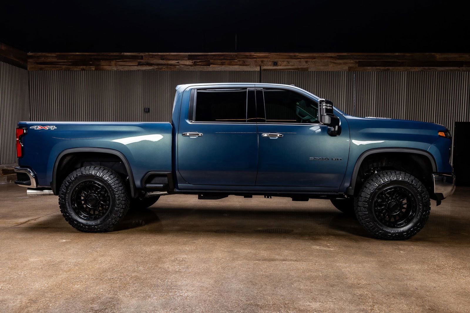 Used 2026 Chevrolet Silverado 3500 LTZ image 10