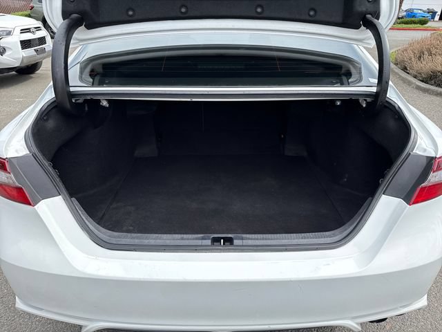 Used 2021 Toyota Camry SE FWD image 13