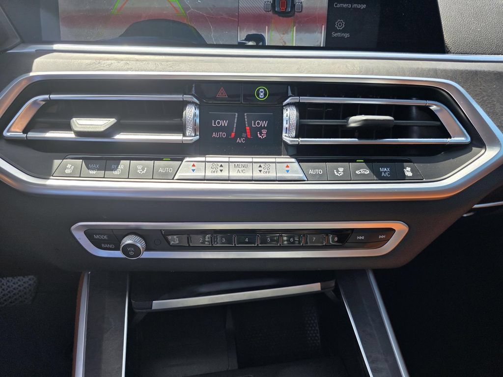 Used 2023 BMW X5 xDrive40i w/ Luxury Seating Package AWD/4WD image 22
