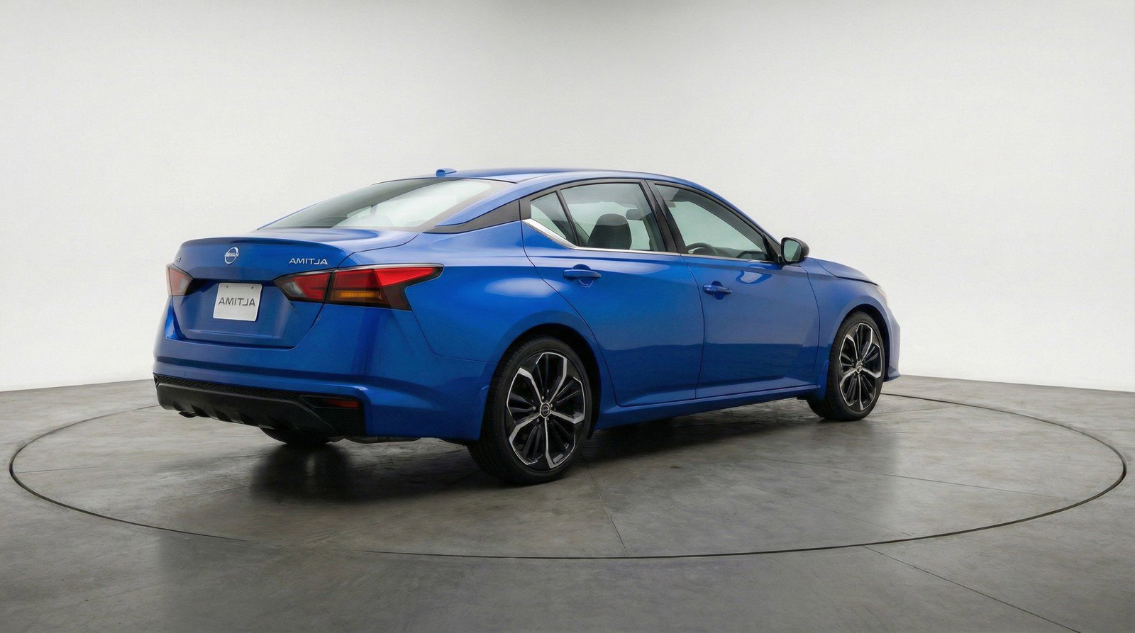 Used 2025 Nissan Altima 2.5 SR image 9