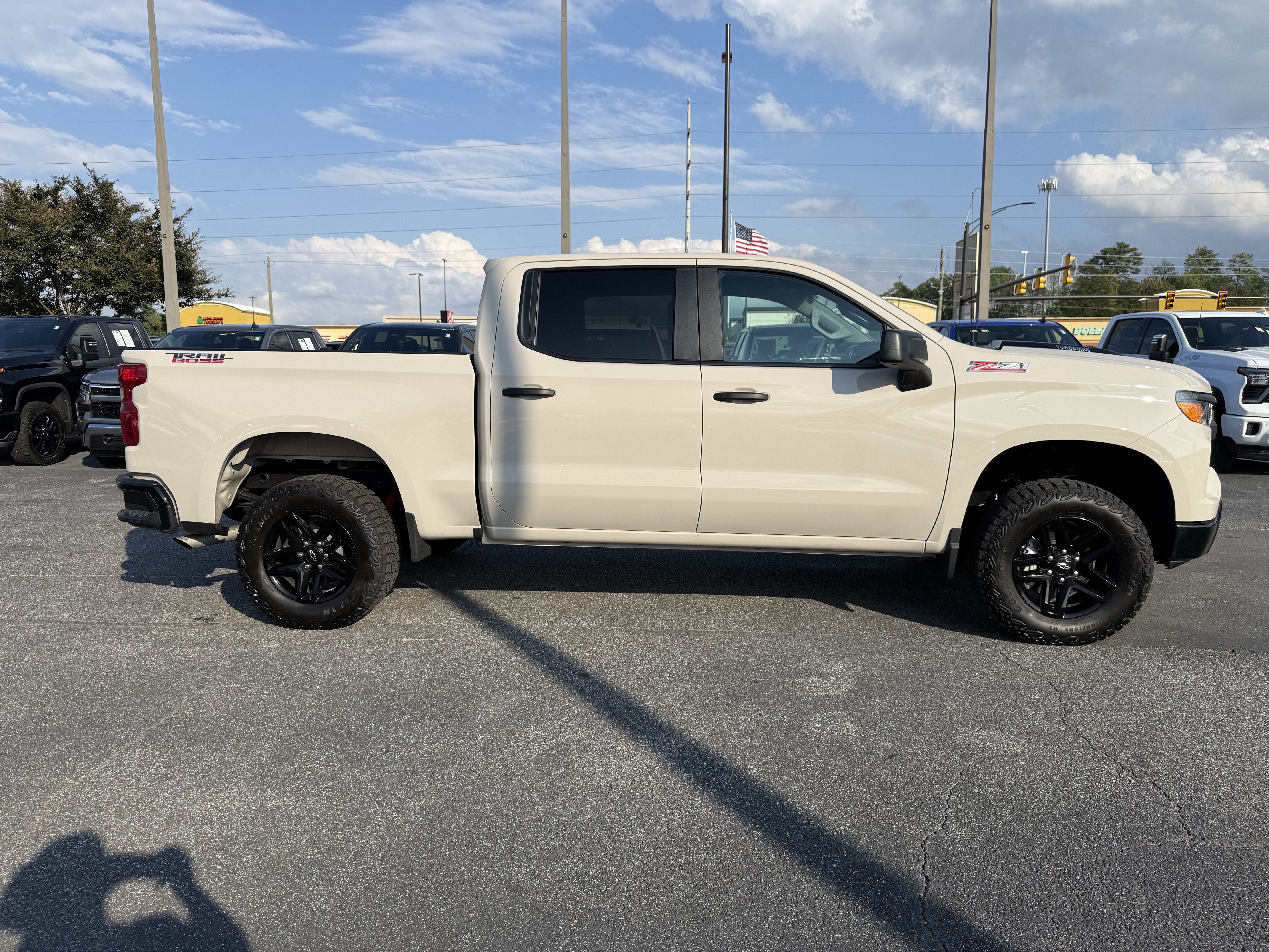 New 2026 Chevrolet Silverado 1500 Custom Trail Boss AWD/4WD image 11