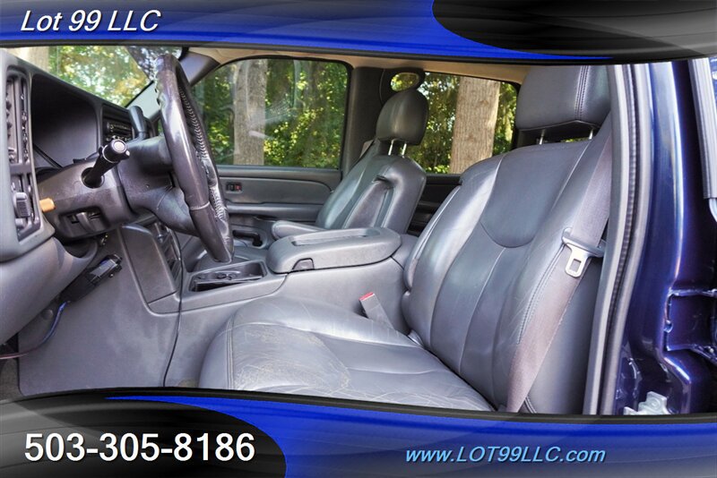 Used 2005 Chevrolet Silverado 2500 LT w/ Heavy-Duty Power Package AWD/4WD image 13