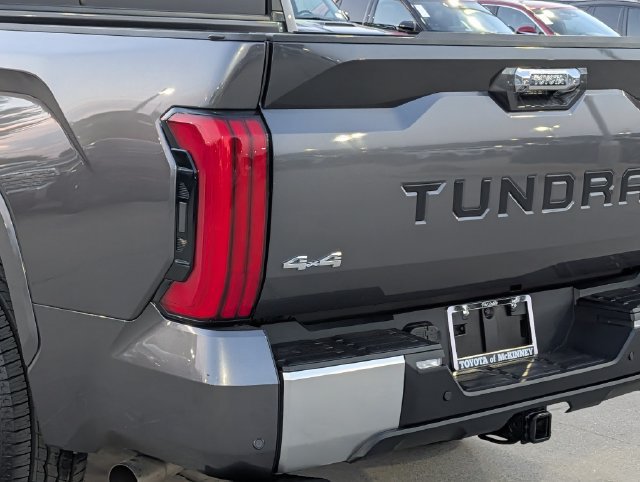 Used 2023 Toyota Tundra Limited w/ Power Package AWD/4WD image 8