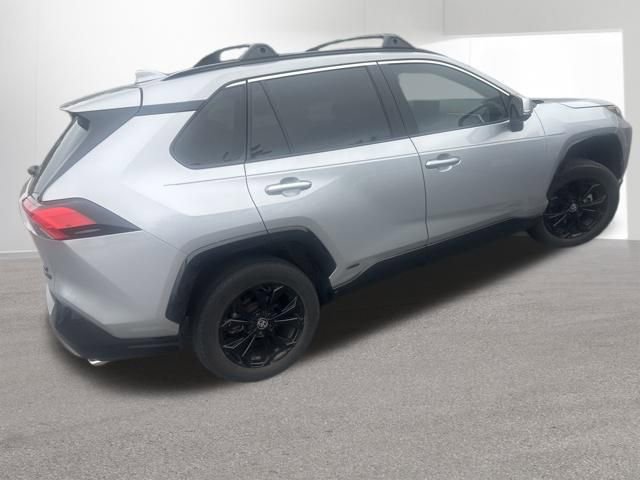 Certified 2022 Toyota RAV4 SE w/ SE Grade Weather Package AWD/4WD image 9