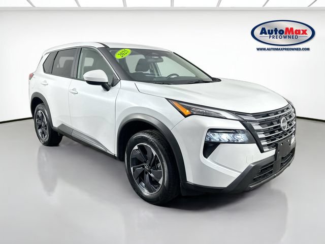 Used 2025 Nissan Rogue SV AWD/4WD image 1