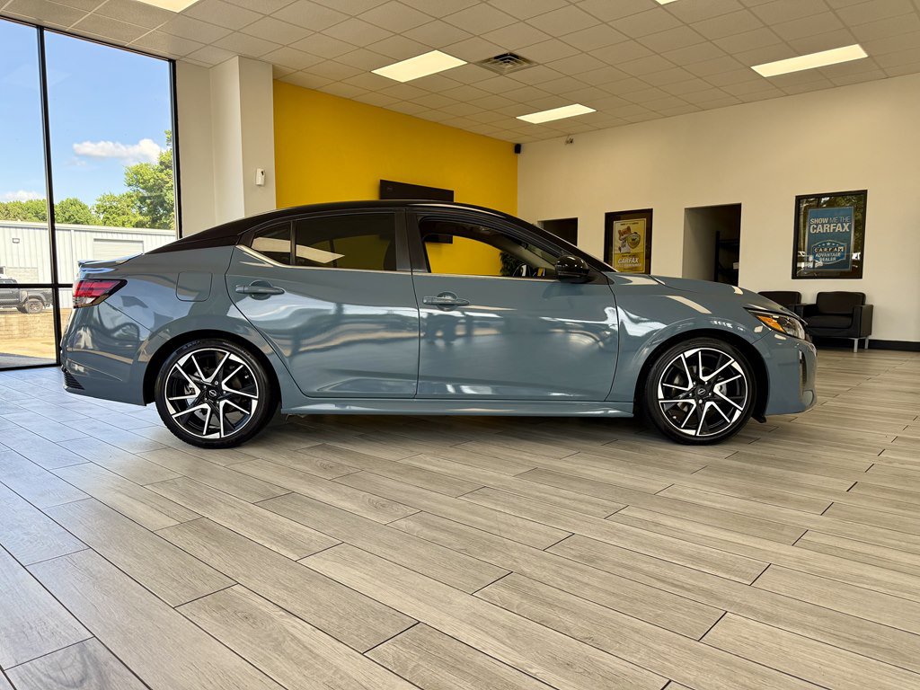 Used 2024 Nissan Sentra SR FWD image 5