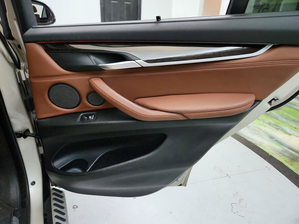 Used 2014 BMW X5 xDrive35d AWD/4WD image 30