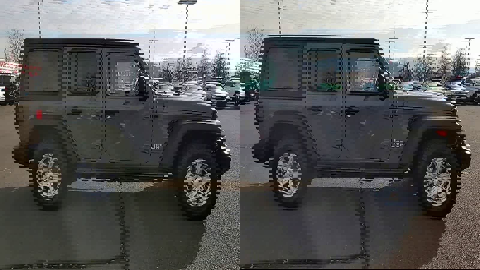 Used 2018 Jeep Wrangler Unlimited Sport S image 9