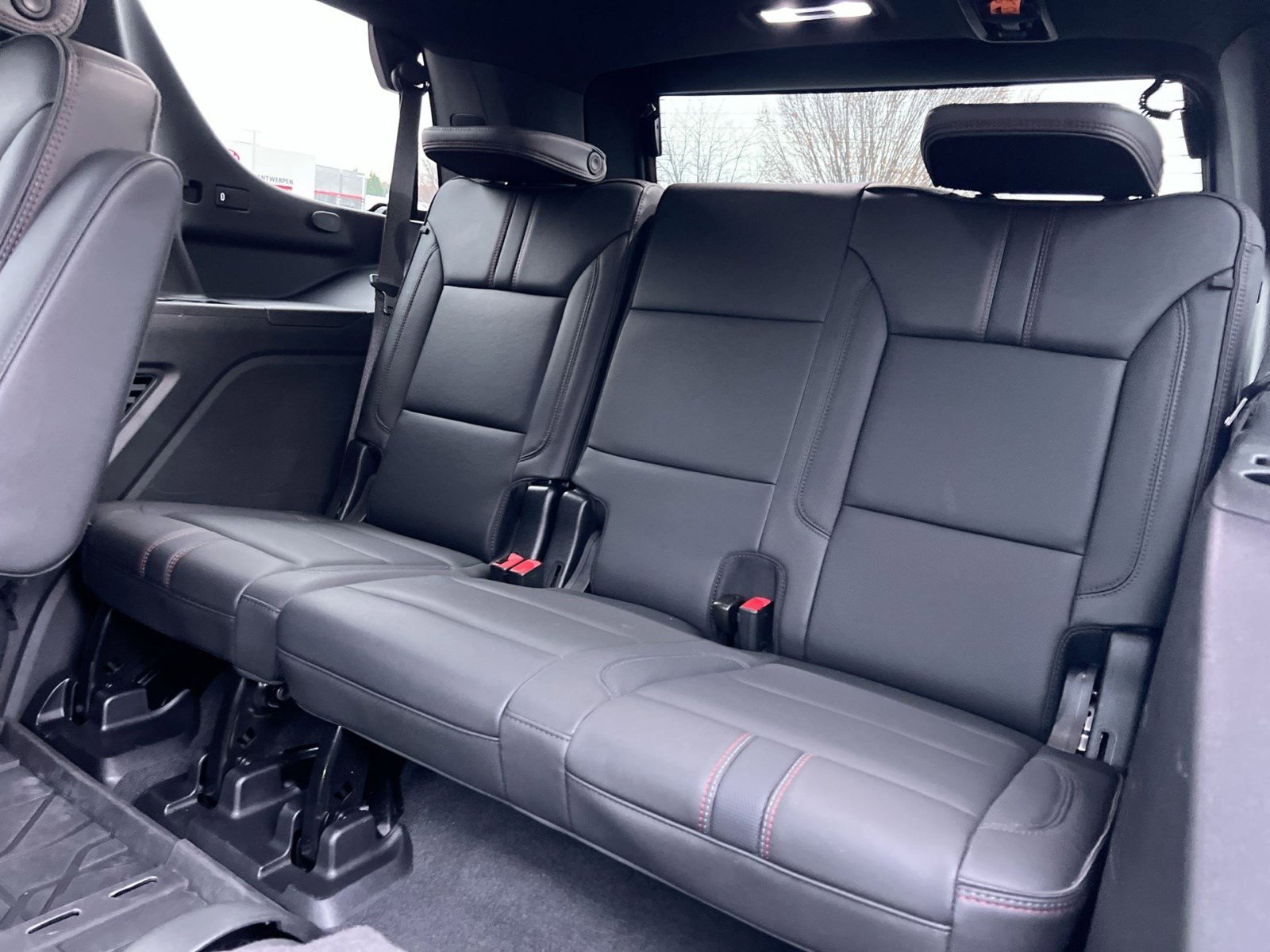 Used 2024 Chevrolet Tahoe RST w/ Luxury Package image 25