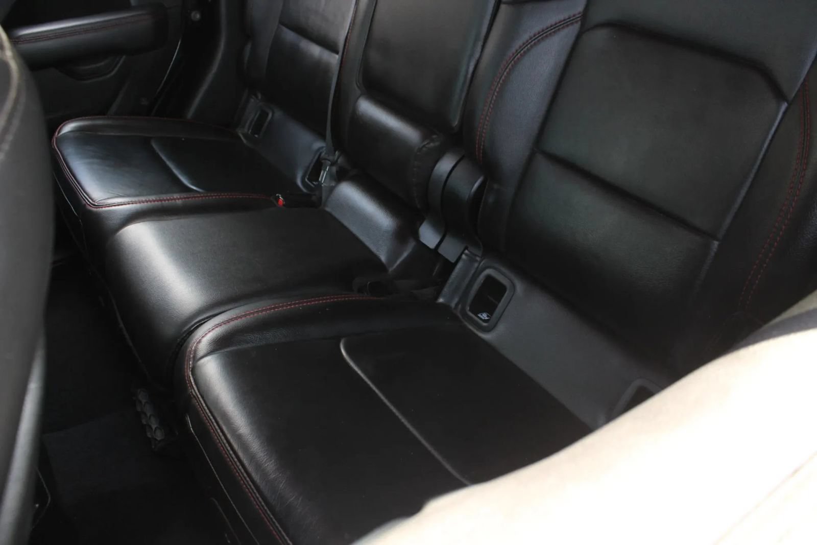 Used 2020 Jeep Gladiator Rubicon AWD/4WD image 16