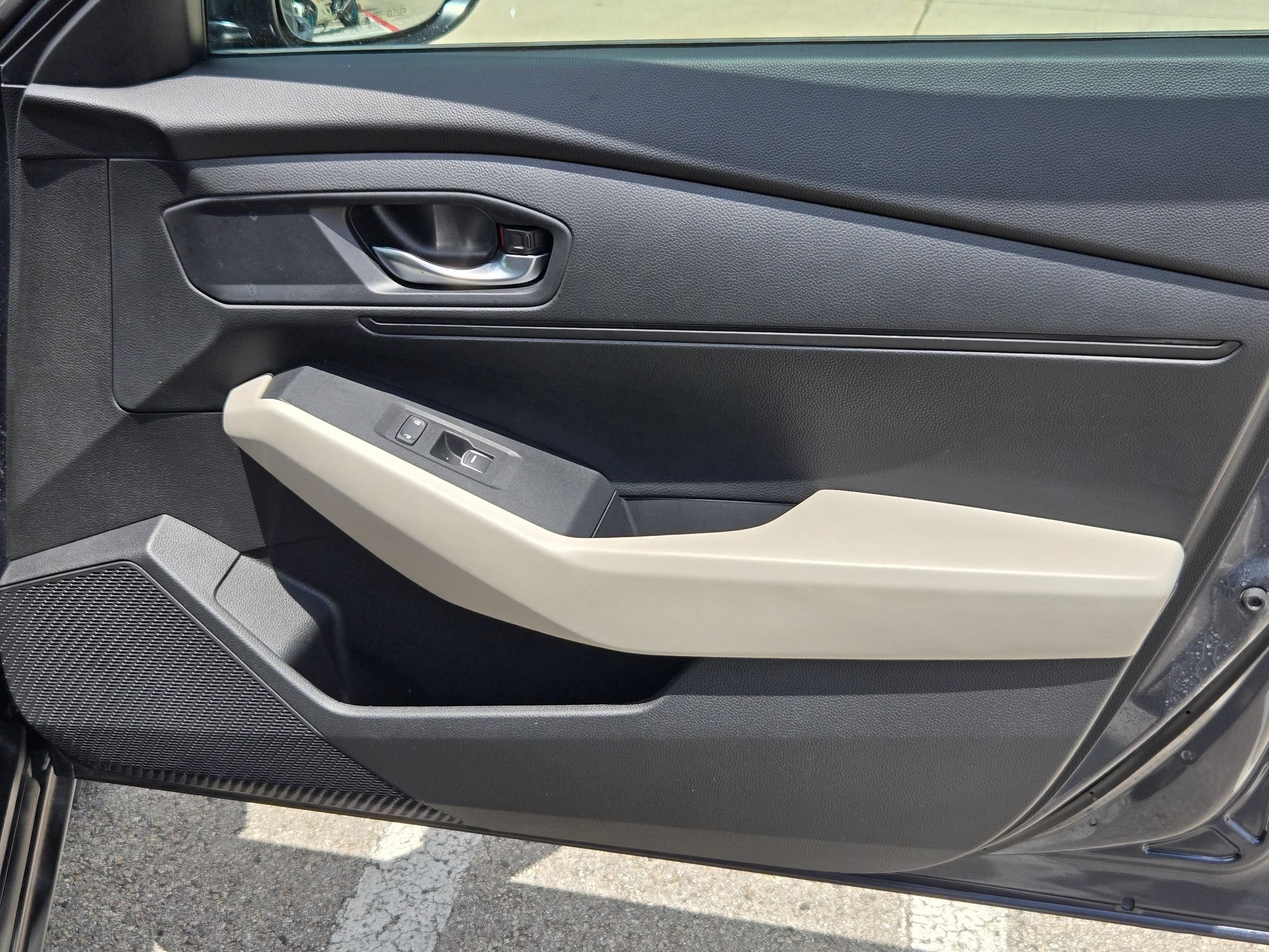 Used 2023 Honda Accord LX image 28