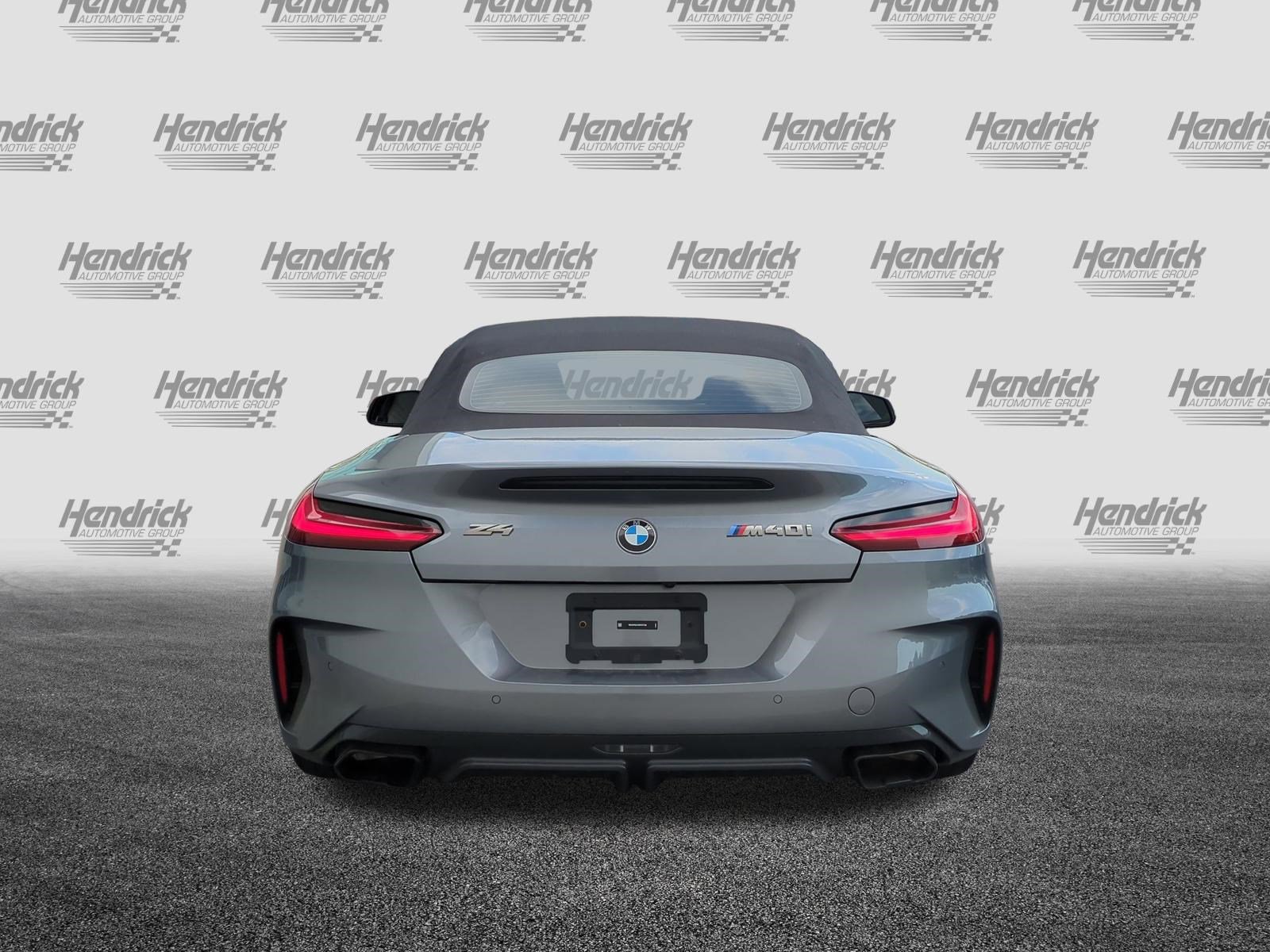 Used 2024 BMW Z4 M40i w/ Premium Package RWD image 9