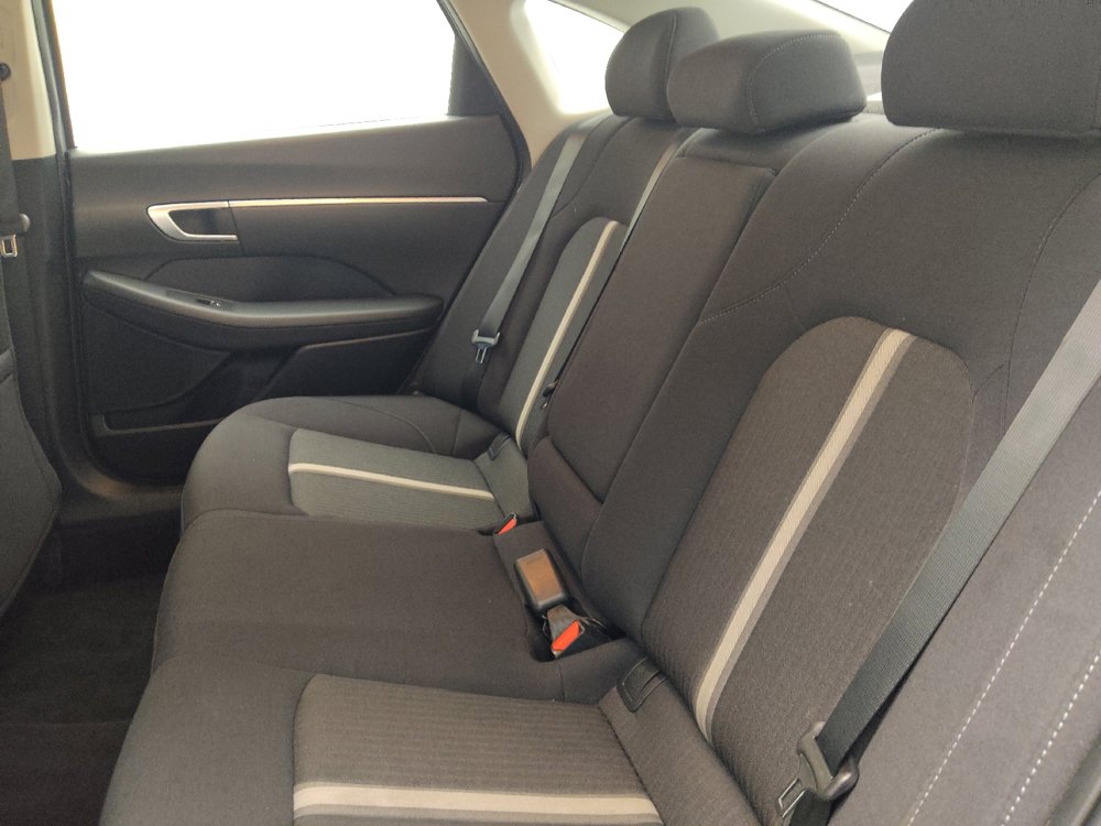 Used 2025 Hyundai Sonata SEL FWD image 18