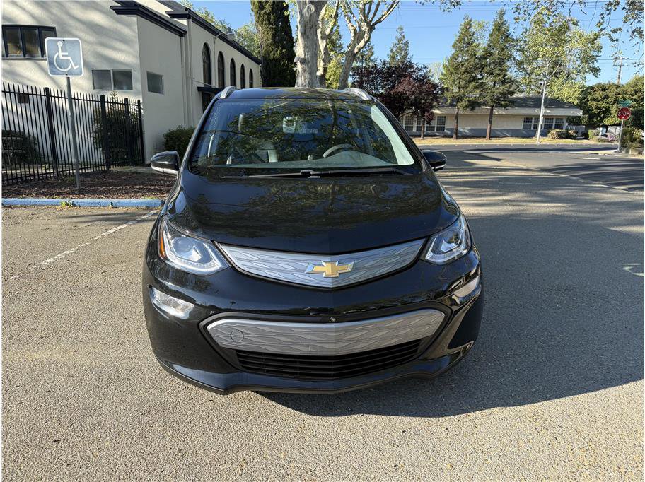 Used 2017 Chevrolet Bolt Premier w/ Driver Confidence II Package image 2