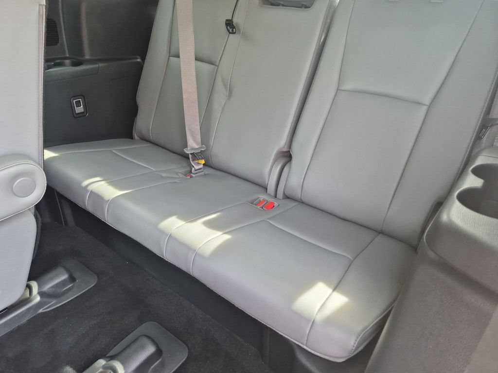 Used 2021 Toyota Highlander Platinum AWD/4WD image 37