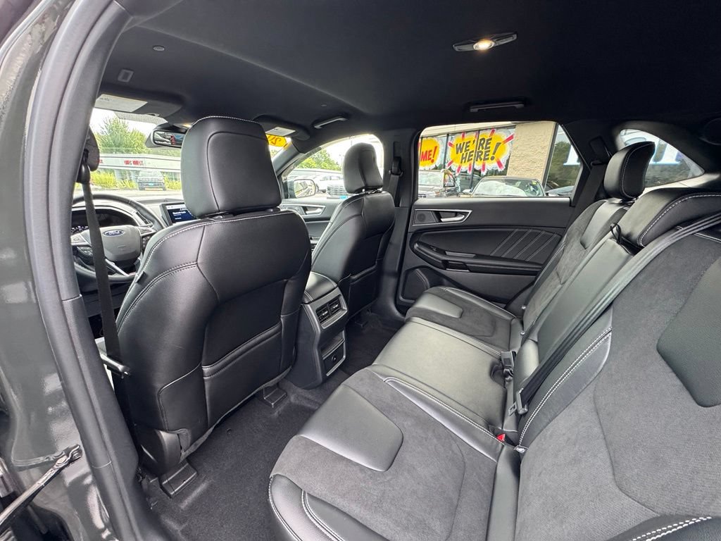 Used 2022 Ford Edge ST AWD/4WD image 10