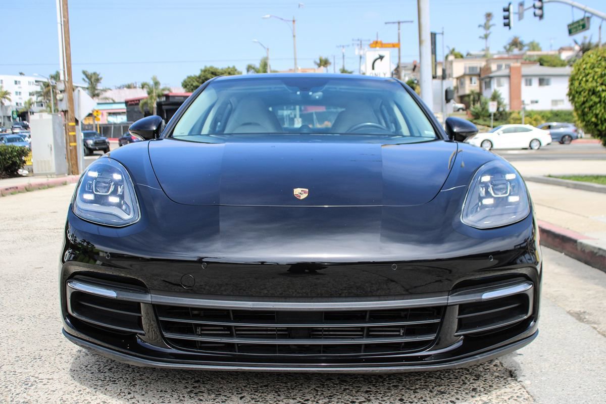 Used 2018 Porsche Panamera 4 AWD/4WD image 9