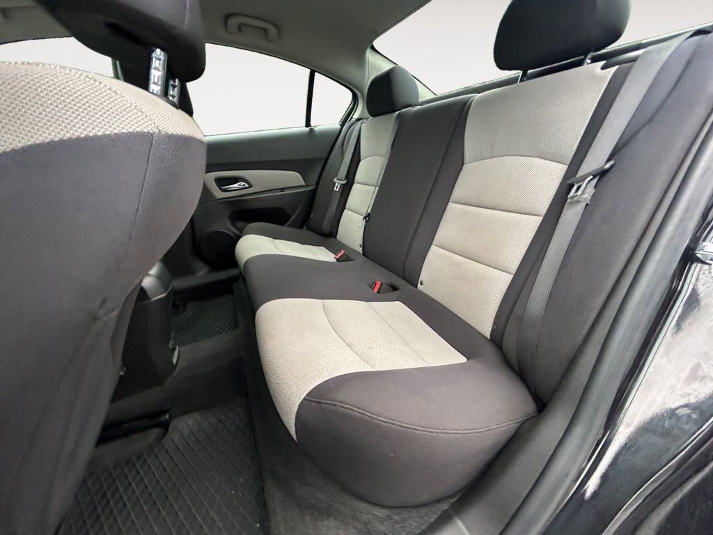 Used 2016 Chevrolet Cruze LS image 11