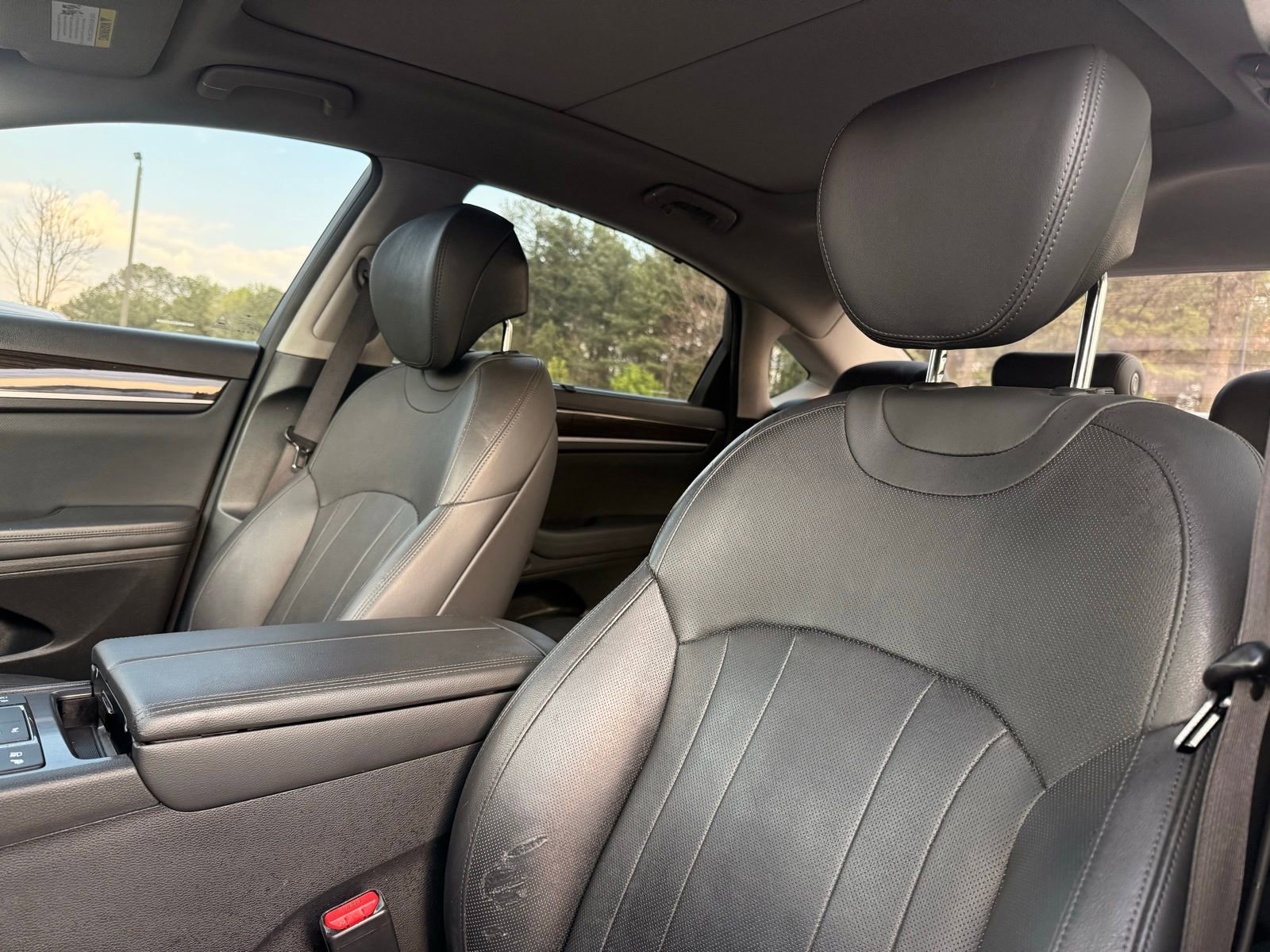 Used 2018 Genesis G80 3.8 w/ Option Group 02 image 15