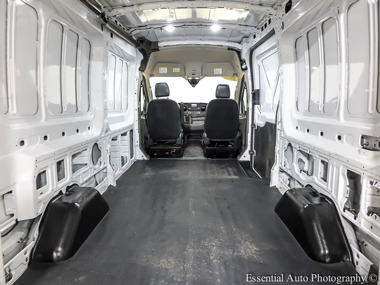 Used 2023 Ford Transit 350 Medium Roof AWD image 15