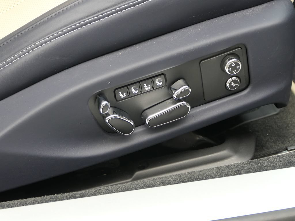 Used 2023 Bentley Continental GT Mulliner AWD/4WD image 28