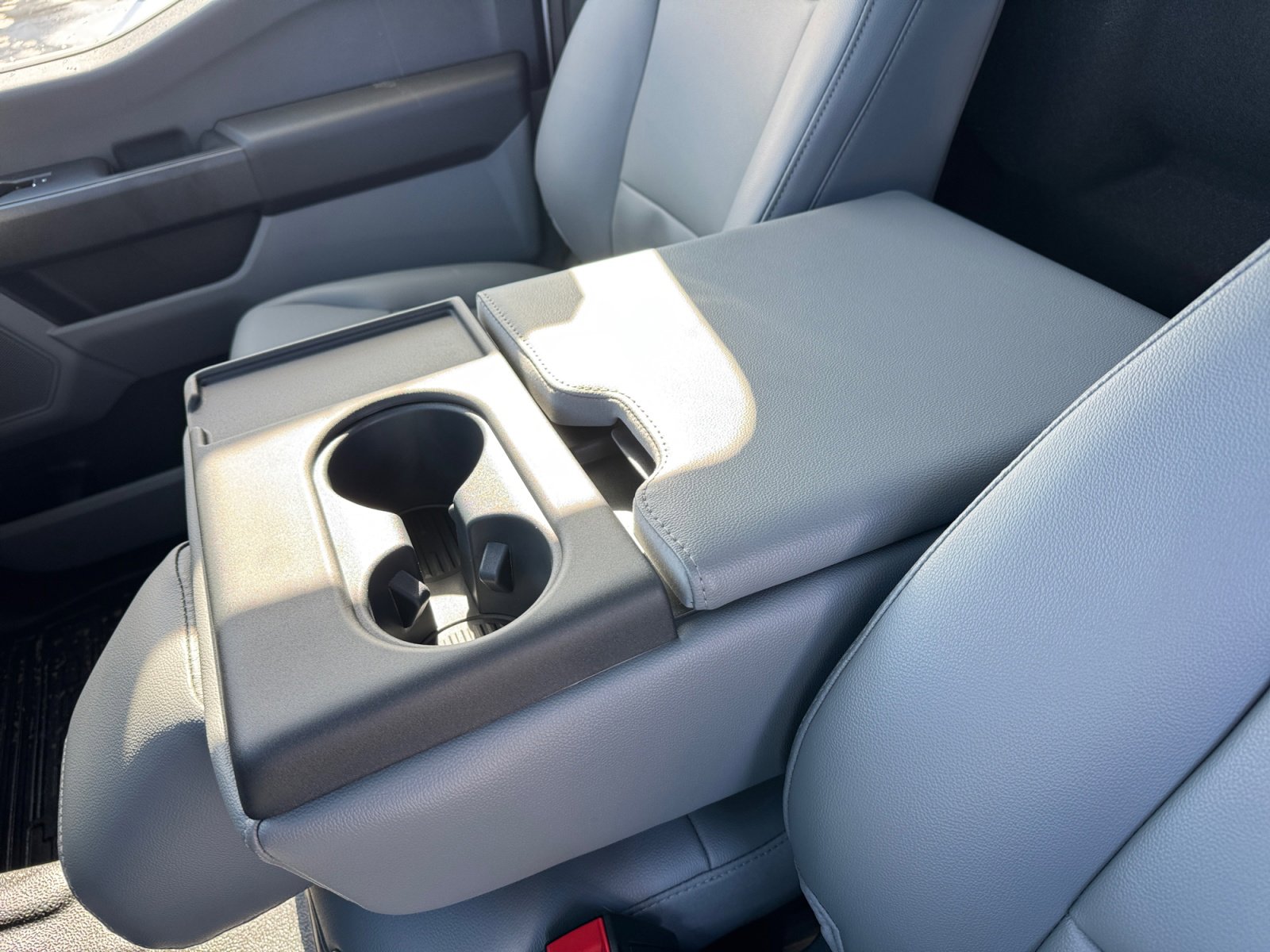 New 2026 Ford F550 4x4 Regular Cab Super Duty image 14