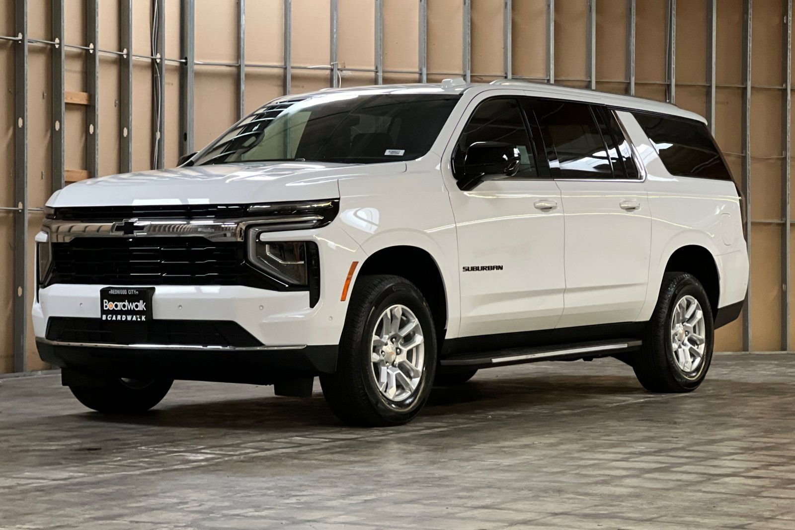 New 2026 Chevrolet Suburban LS w/ LPO, Dark Essentials Package AWD/4WD image 8