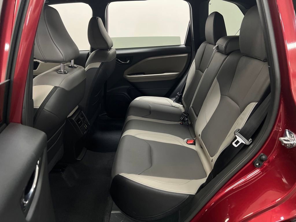 Certified 2025 Subaru Forester Limited w/ Popular Package #2 image 27