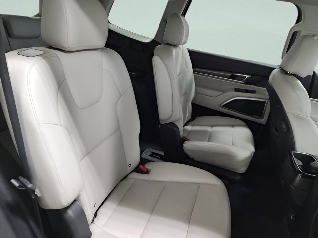Used 2021 Kia Telluride S image 20