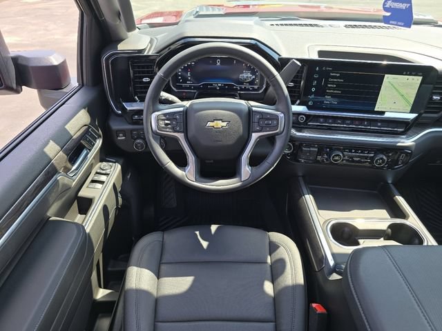 Used 2025 Chevrolet Silverado 2500 LTZ w/ LTZ Premium Package AWD/4WD image 30