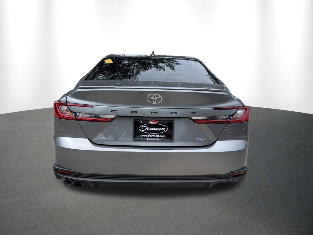 Used 2025 Toyota Camry SE FWD image 12
