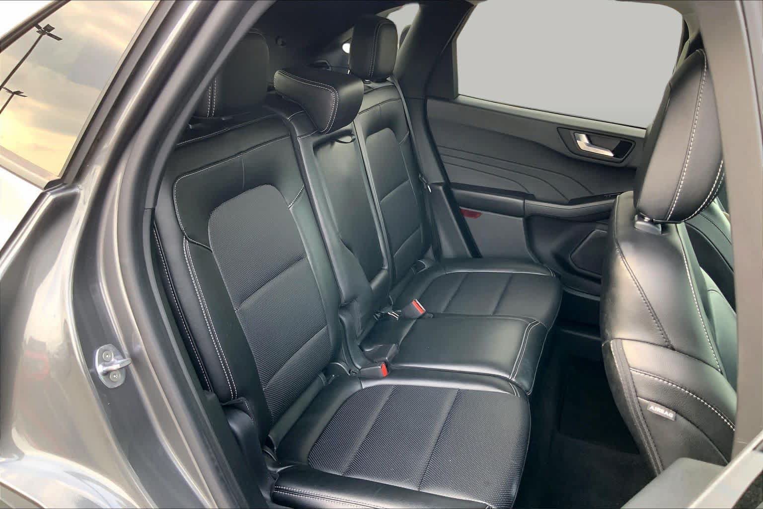 Used 2022 Ford Escape SEL FWD image 10