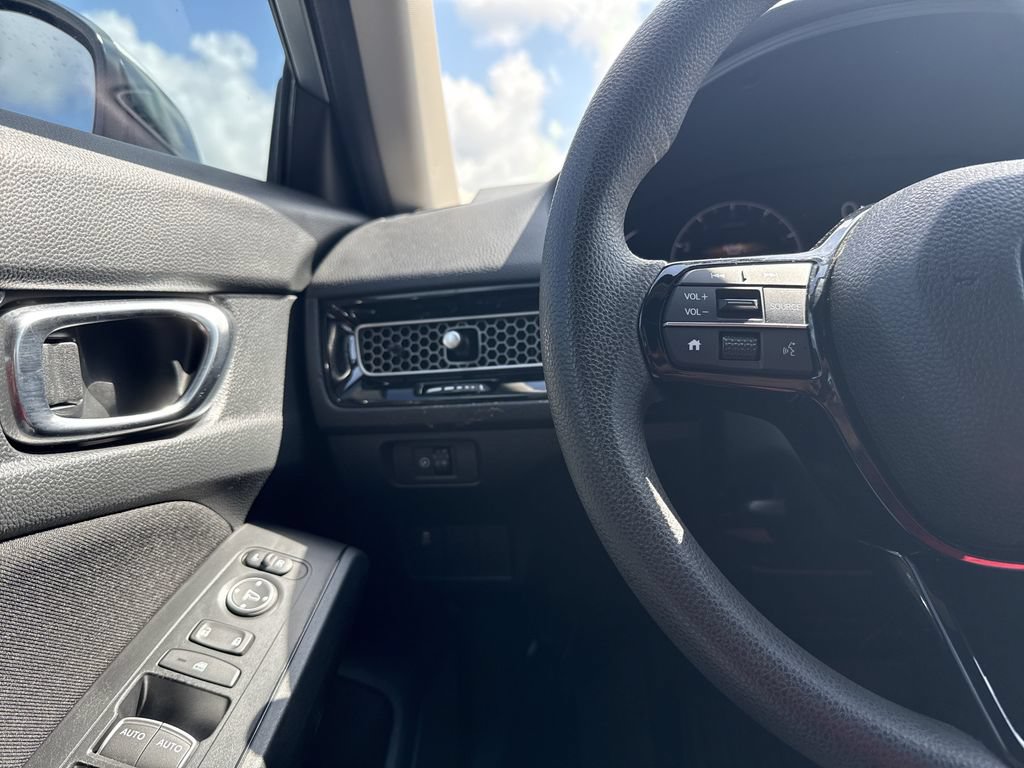 Used 2025 Honda Civic LX image 14