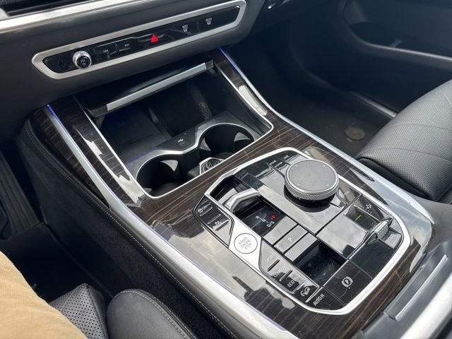 Used 2024 BMW X7 xDrive40i image 30