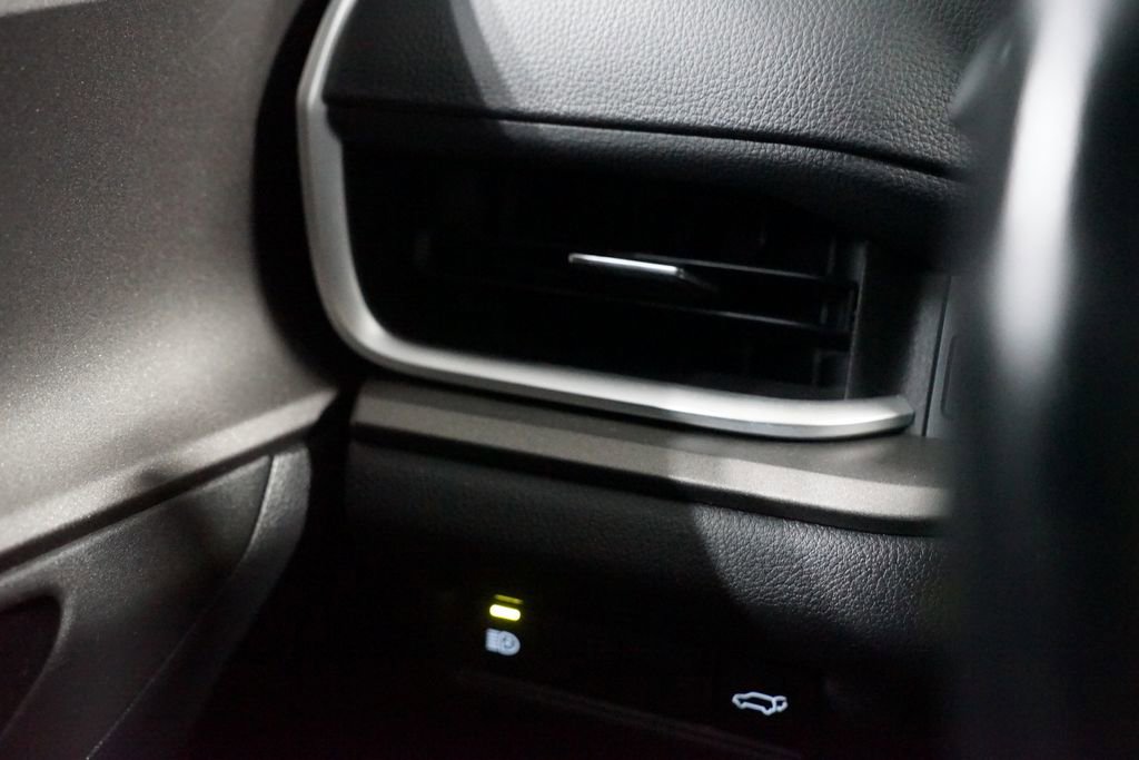 Certified 2024 Toyota Grand Highlander XLE image 24