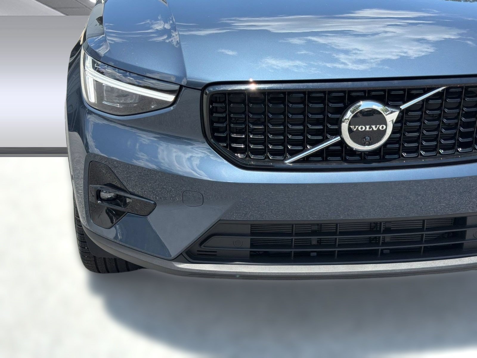 New 2026 Volvo XC40 B5 Ultra w/ Climate Package AWD/4WD image 29