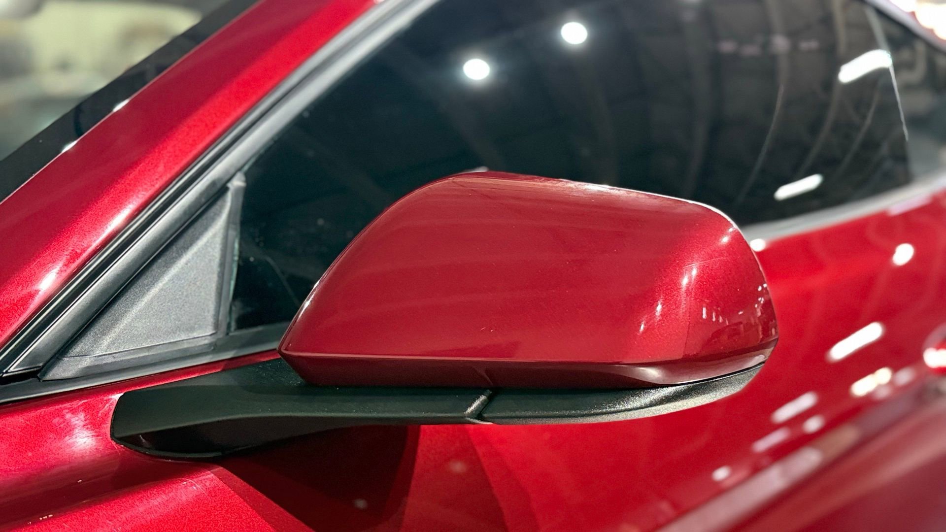 Used 2017 Ford Mustang Coupe image 15