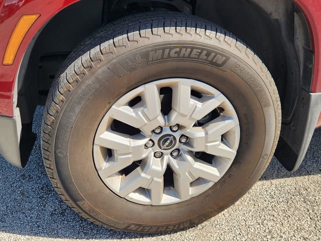 Used 2023 Nissan Frontier SV w/ SV Premium Package image 9