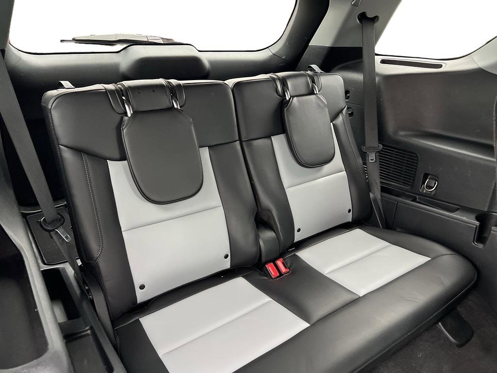 Used 2023 Ford Explorer XLT w/ Equipment Group 202A image 22