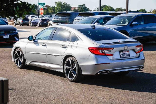 Used 2021 Honda Accord Sport image 2