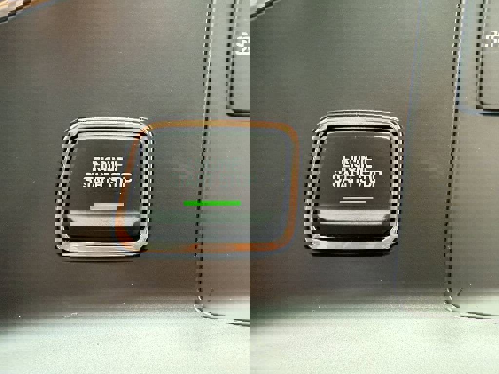 Used 2015 Chevrolet Corvette Stingray Coupe w/ Battery Protection Package RWD image 22