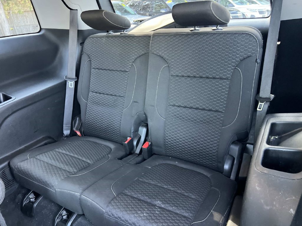Used 2019 GMC Acadia SLE w/ Driver Alert Package I FWD image 12
