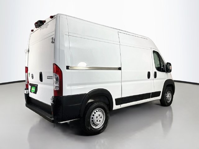 Used 2025 RAM ProMaster 2500 w/ Convenience Group FWD image 10
